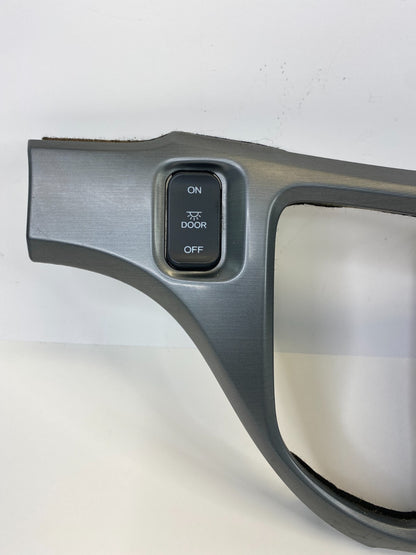 2005-2010 Honda Odyssey Radio Climate Control Dash Trim Bezel 77250-SHJ-A2-20