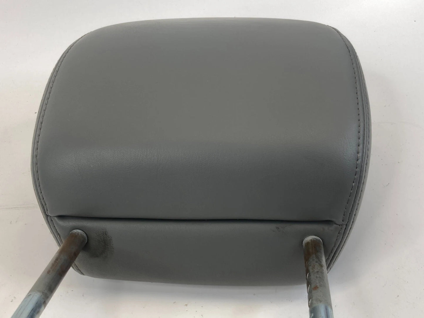 2009 2010 VOLKSWAGEN ROUTAN FRONT LEFT DRIVER SIDE SEAT HEADREST HEAD REST OEM