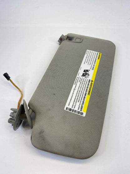 2010-2017 CHEVROLET EQUINOX ROOF RIGHT PASSENGER SUNVISOR SUN VISOR SHADE OEM