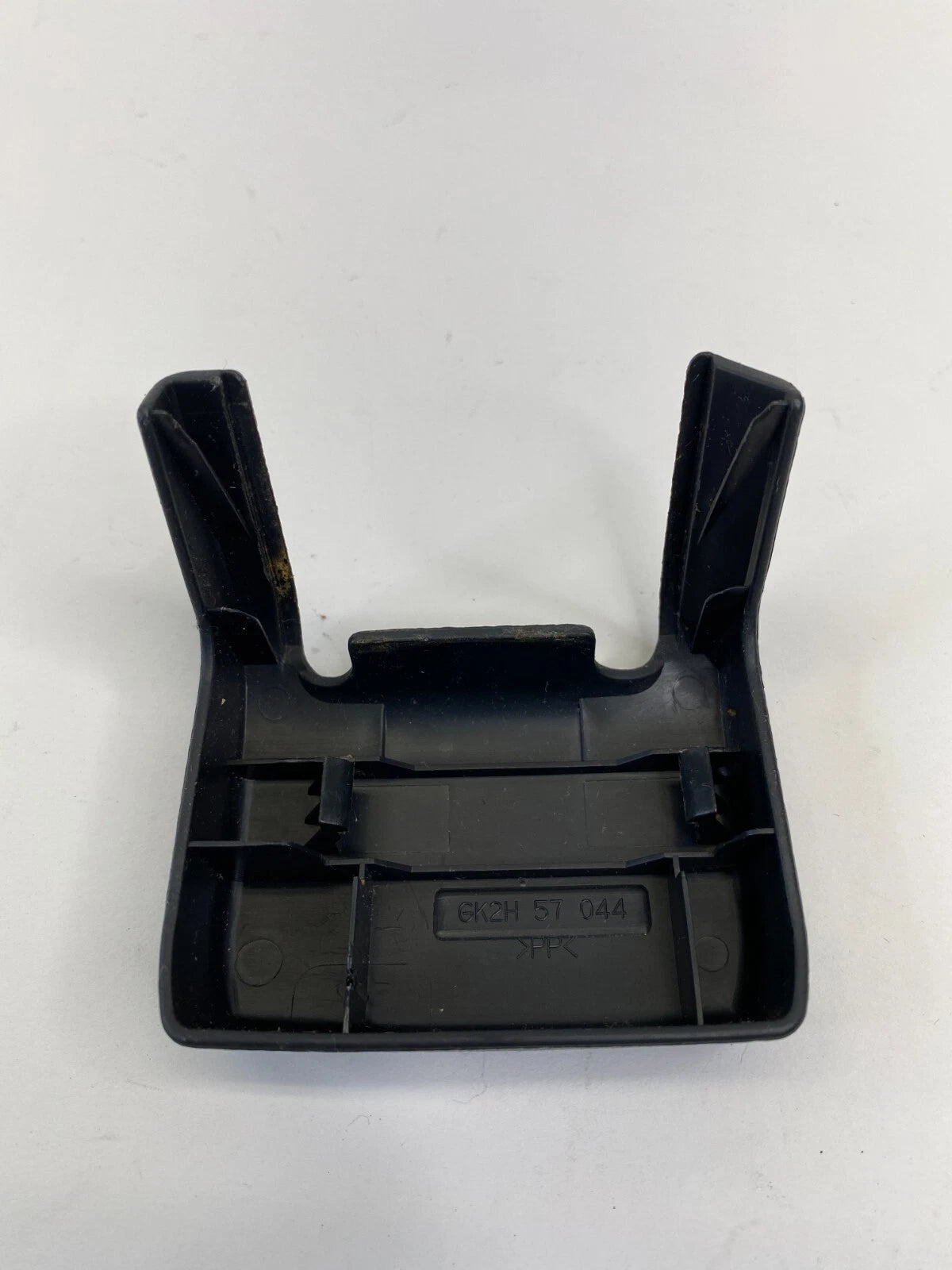 2003-2007 MAZDA 6 MAZDA6 DRIVER SEAT FRONT SIDE RAIL COVER TRIM GK2H-57-044 OEM