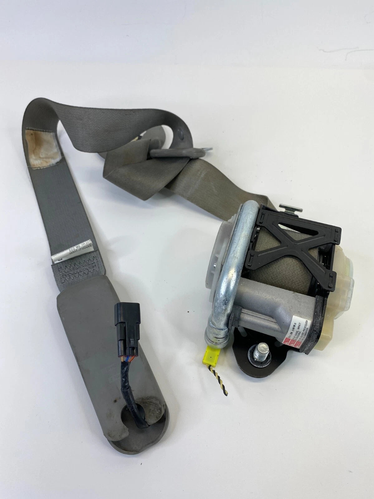 2007-2009 HYUNDAI SANTA FE FRONT RIGHT SEAT BELT RETRACTOR 88880-0W000 OEM