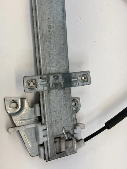 2001-2006 SUZUKI GRAND VITARA FRONT LEFT WINDOW REGULATOR W/ MOTOR 83460-65D00