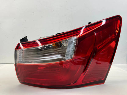 2012-2017 KIA RIO SEDAN REAR RIGHT PASSENGER OUTER TAILLIGHT LAMP 92402-1W0 OEM