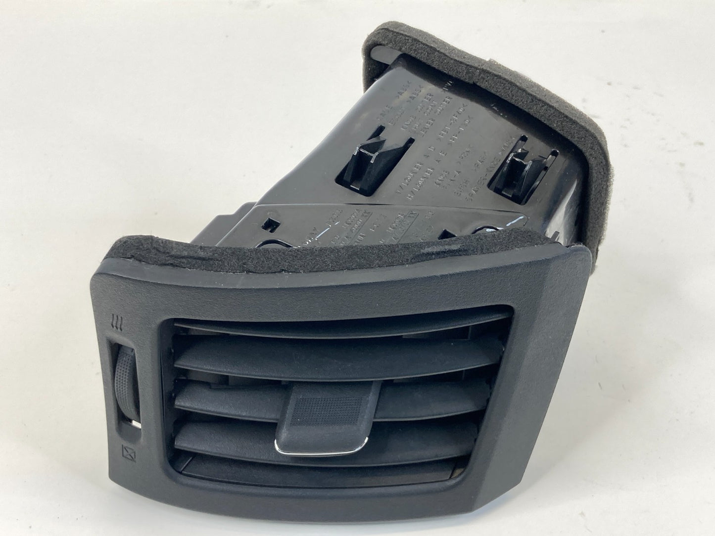 2008-2013 Infiniti G37 Dash Front Right Side A/C Air Vent Grille Outlet OEM