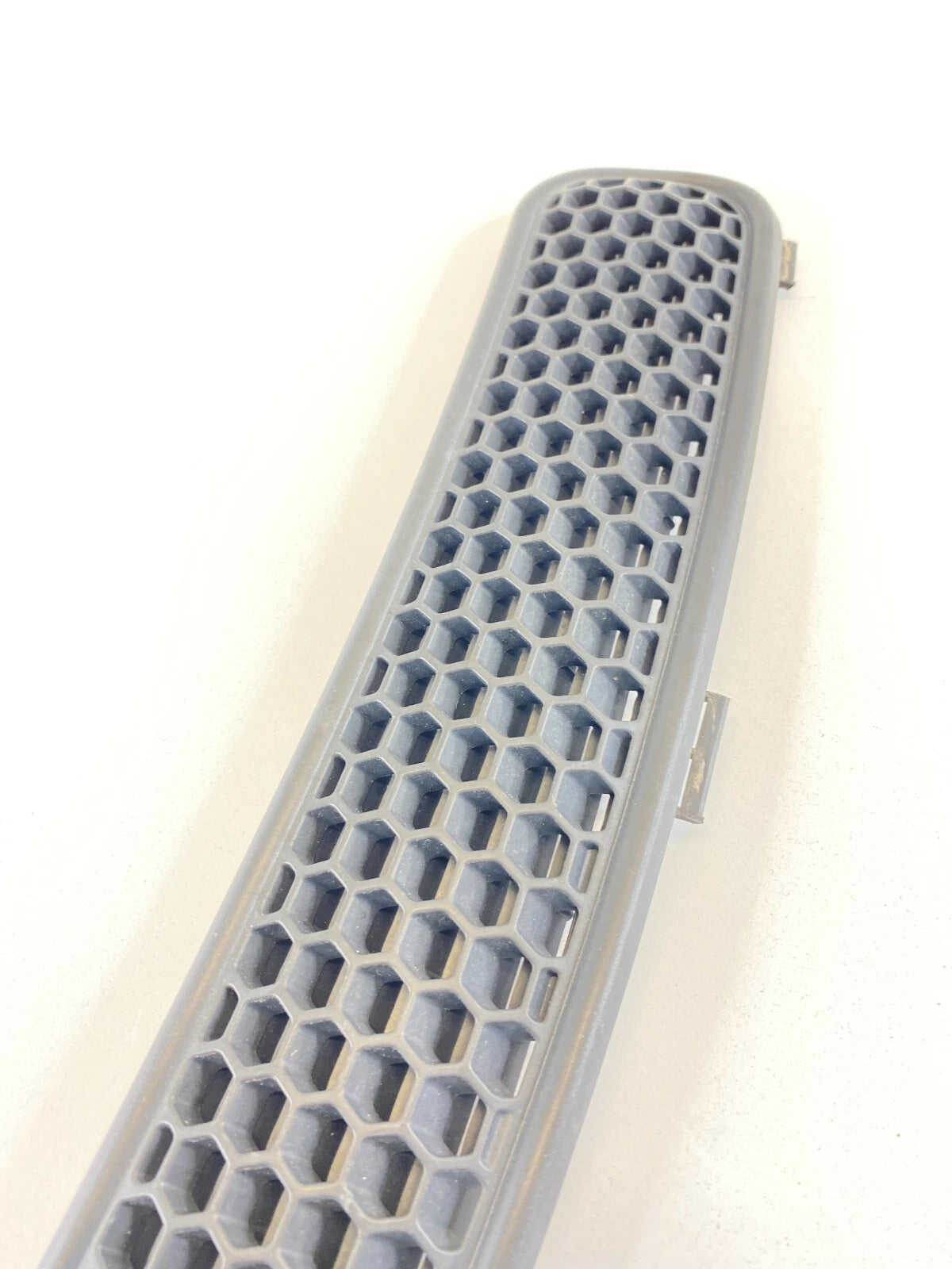 2002-2008 MINI COOPER SEDAN FRONT RIGHT HOOD COWL INTAKE GRILL GRILLE 7122506