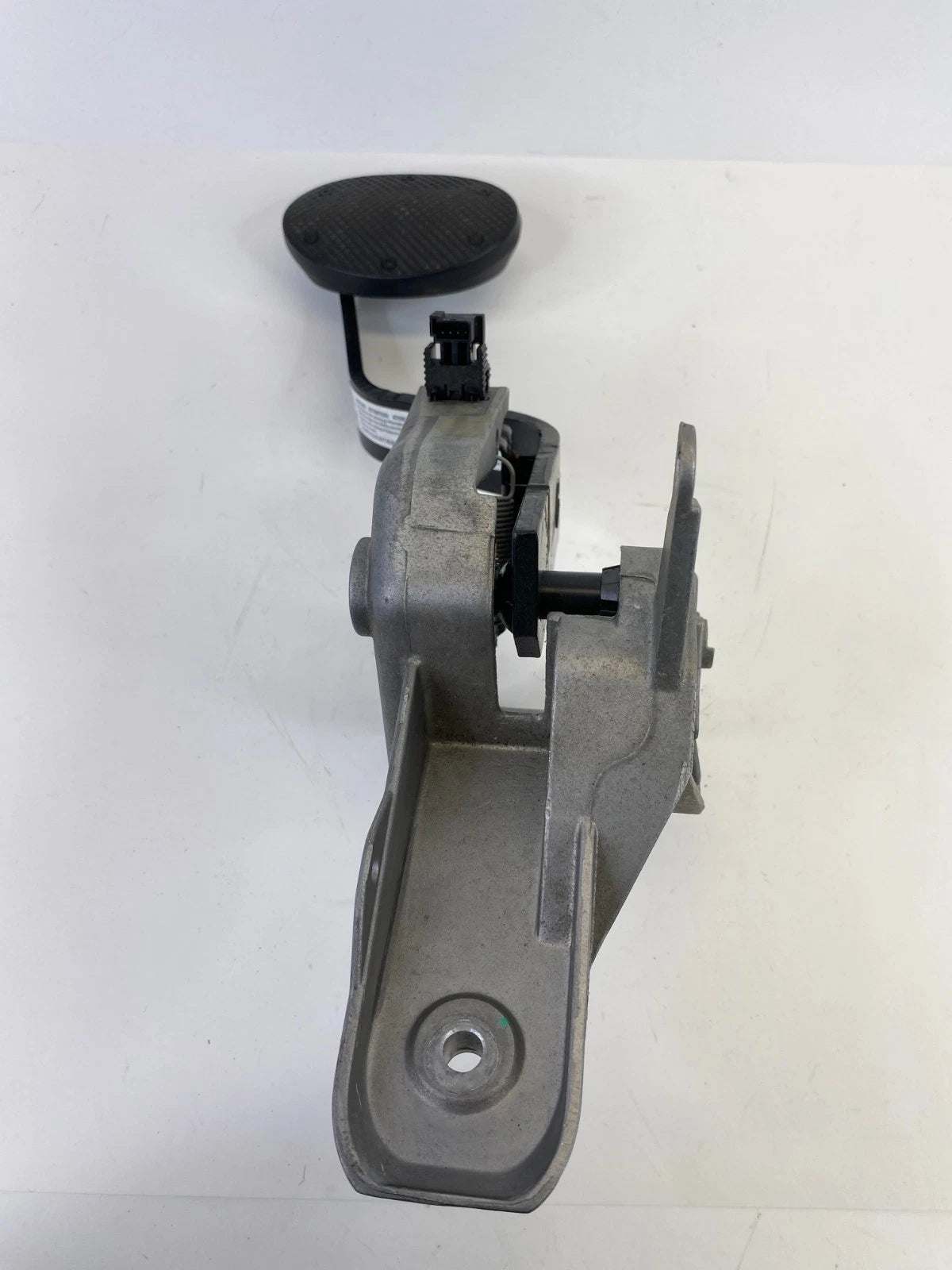 2007-2013 Mini Cooper Foot Stop Brake Pedal W/ Mount Bracket Assy C4000206SE OEM