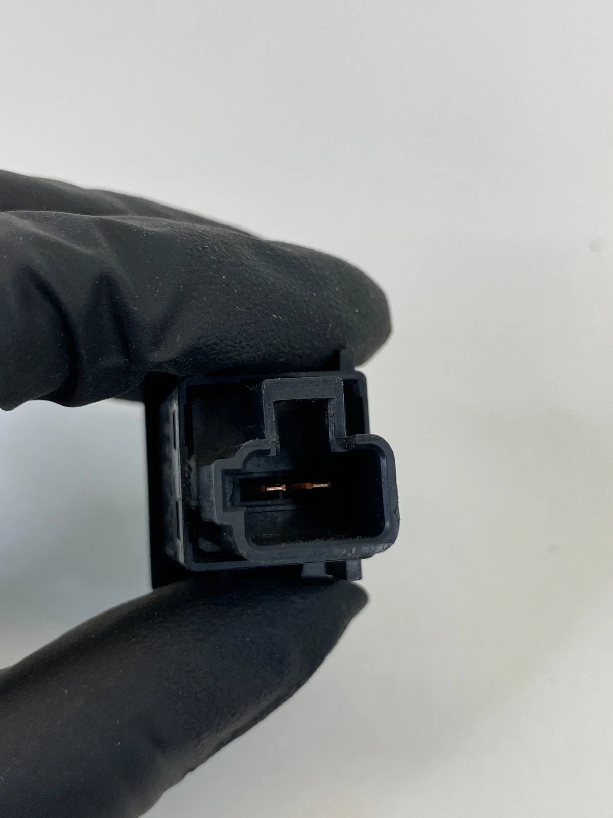 2004-2020 SIENNA COROLLA SET TIRE PRESSURE MONITORING RESET BUTTON SWITCH 15A644