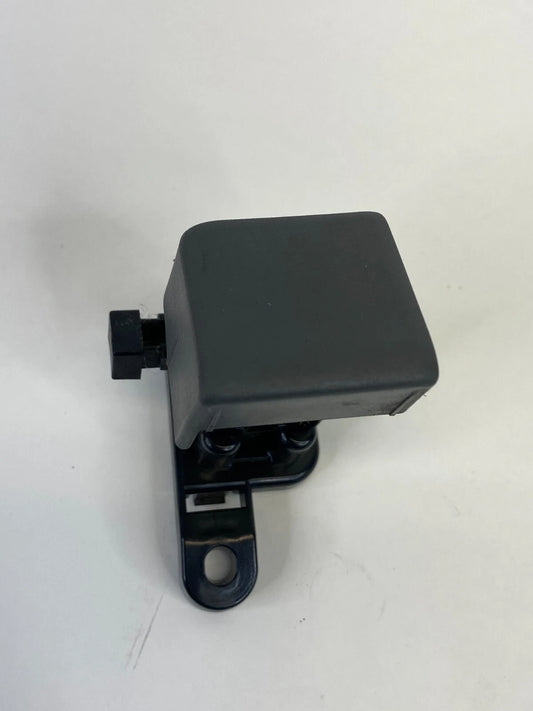 2010-2015 TOYOTA PRIUS GLOVE BOX COMPARTMENT LATCH LOCK RELEASE BUTTON OEM