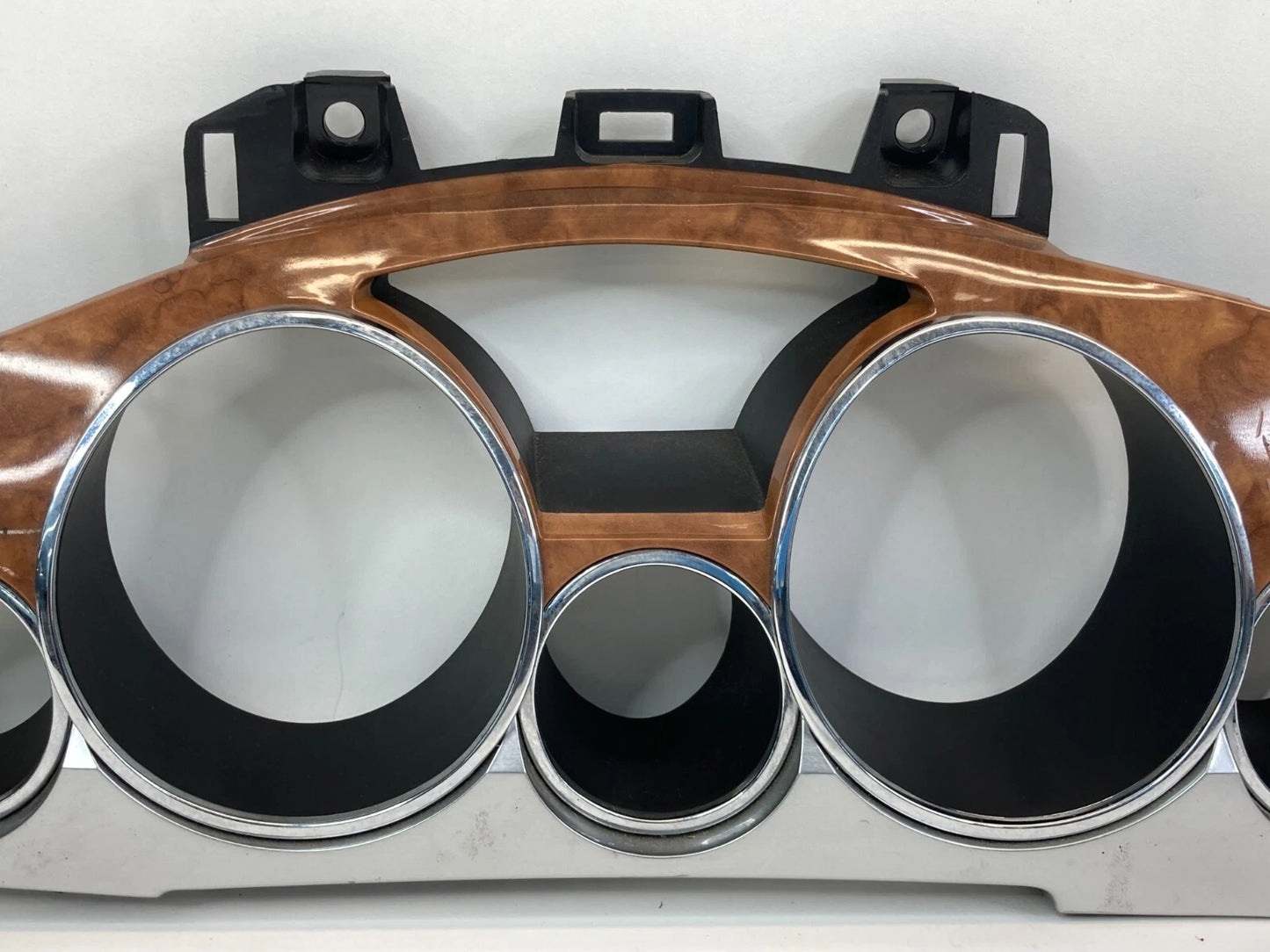 2008-2012 BUICK ENCLAVE DASH INSTRUMENT PANEL CLUSTER BEZEL TRIM 25886029 OEM