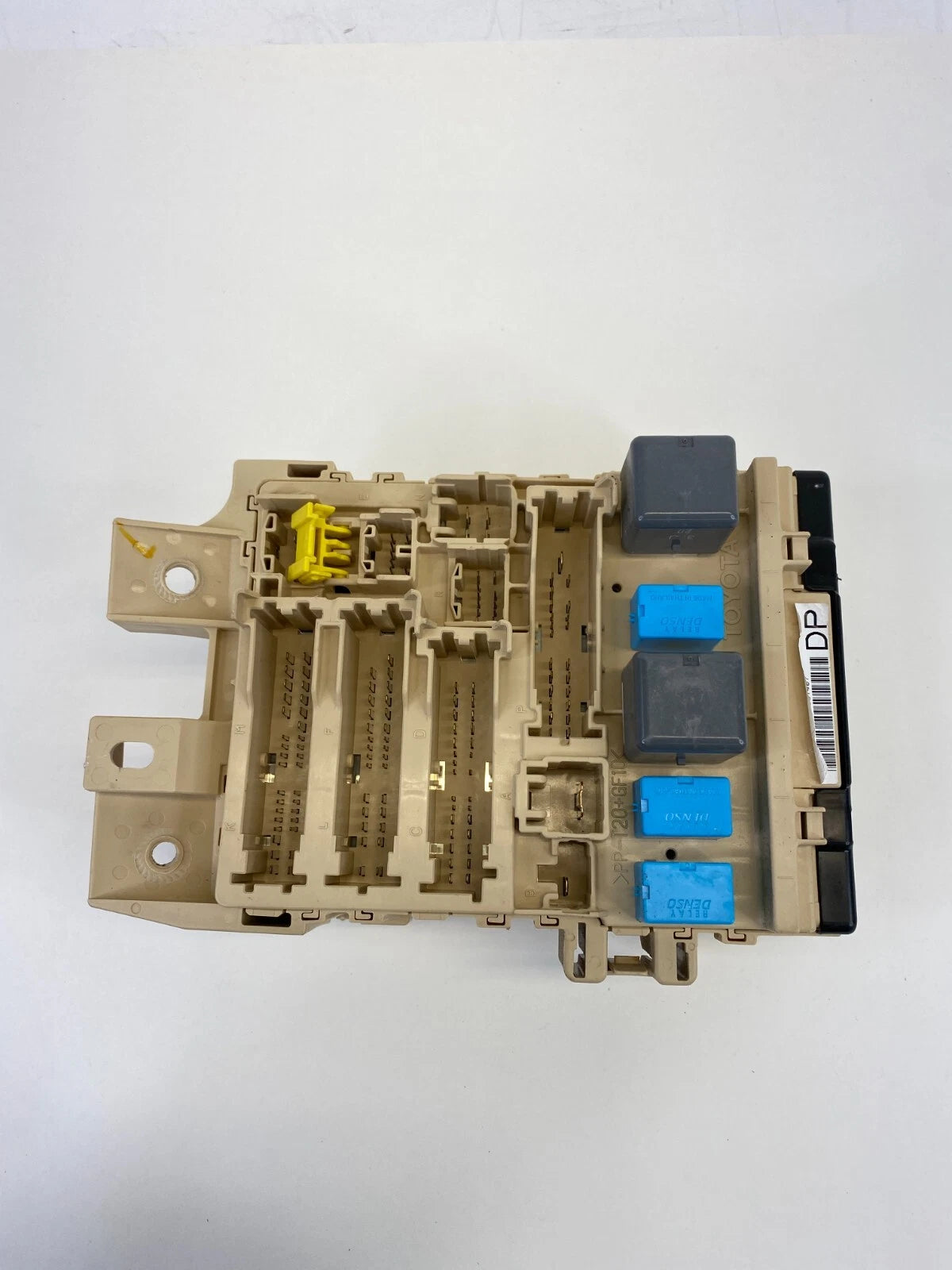 2006-2008 TOYOTA SOLARA 3.3L CONVERTIBLE INTERIOR UNDER DASH FUSE RELAY BOX OEM