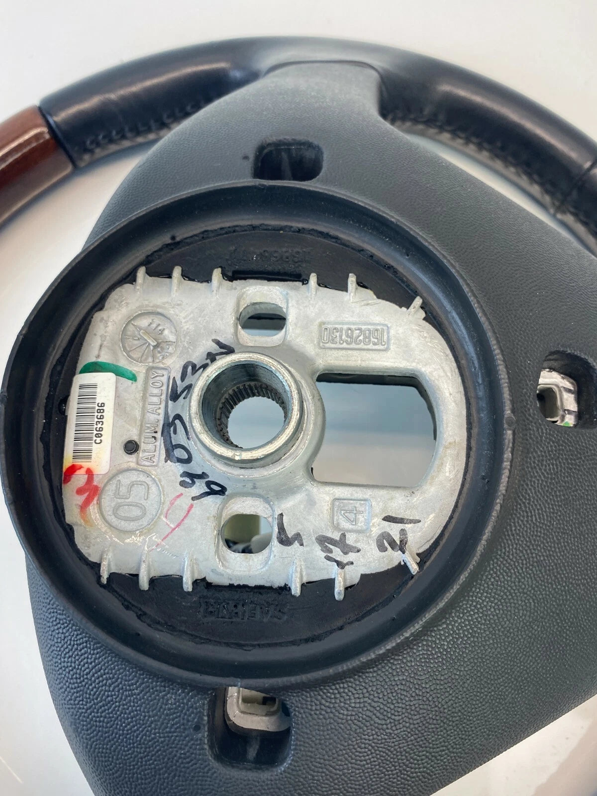 2004-2007 CADILLAC CTS LEFT STEERING WHEEL W/ AUDIO SWITCH LEATHER WOOD 21994384