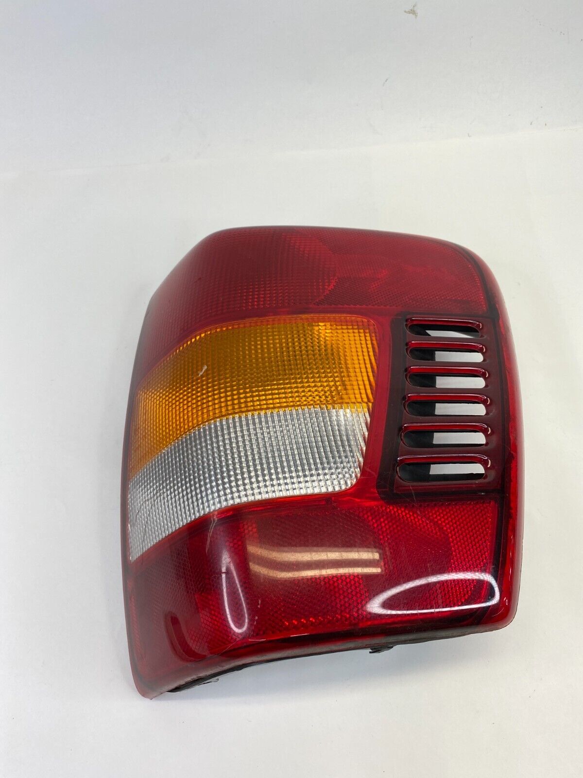 99-03 Jeep Grand Cherokee Rear Right Side Tail Light Taillight 55155142-J OEM