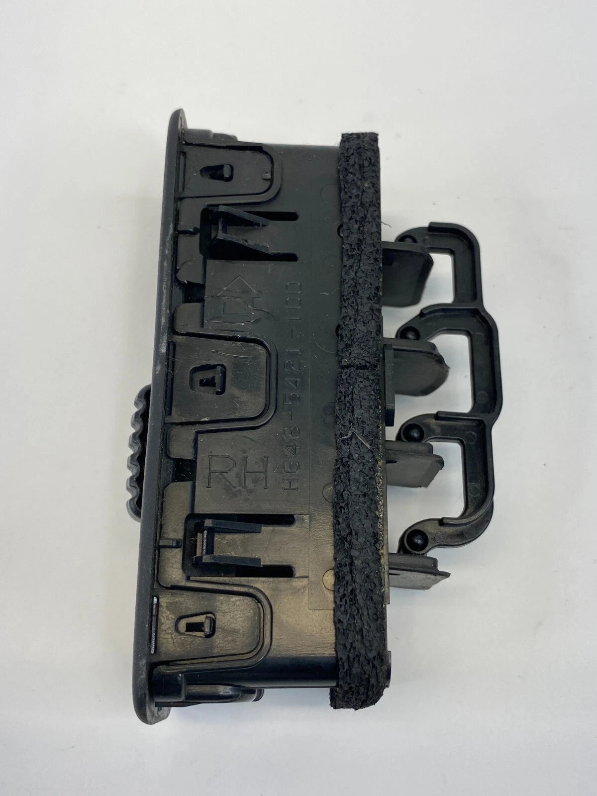2003-2005 NISSAN MURANO REAR RIGHT SIDE B PILLAR AIR VENT GRILL H646-5421-100