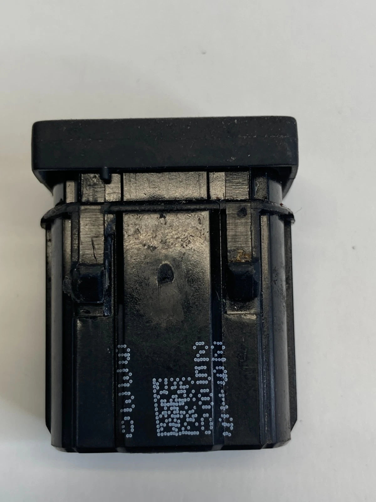 2010-2017 GMC TERRAIN CHEVROLET EQUINOX TRACTION CONTROL SWITCH BUTTON OEM