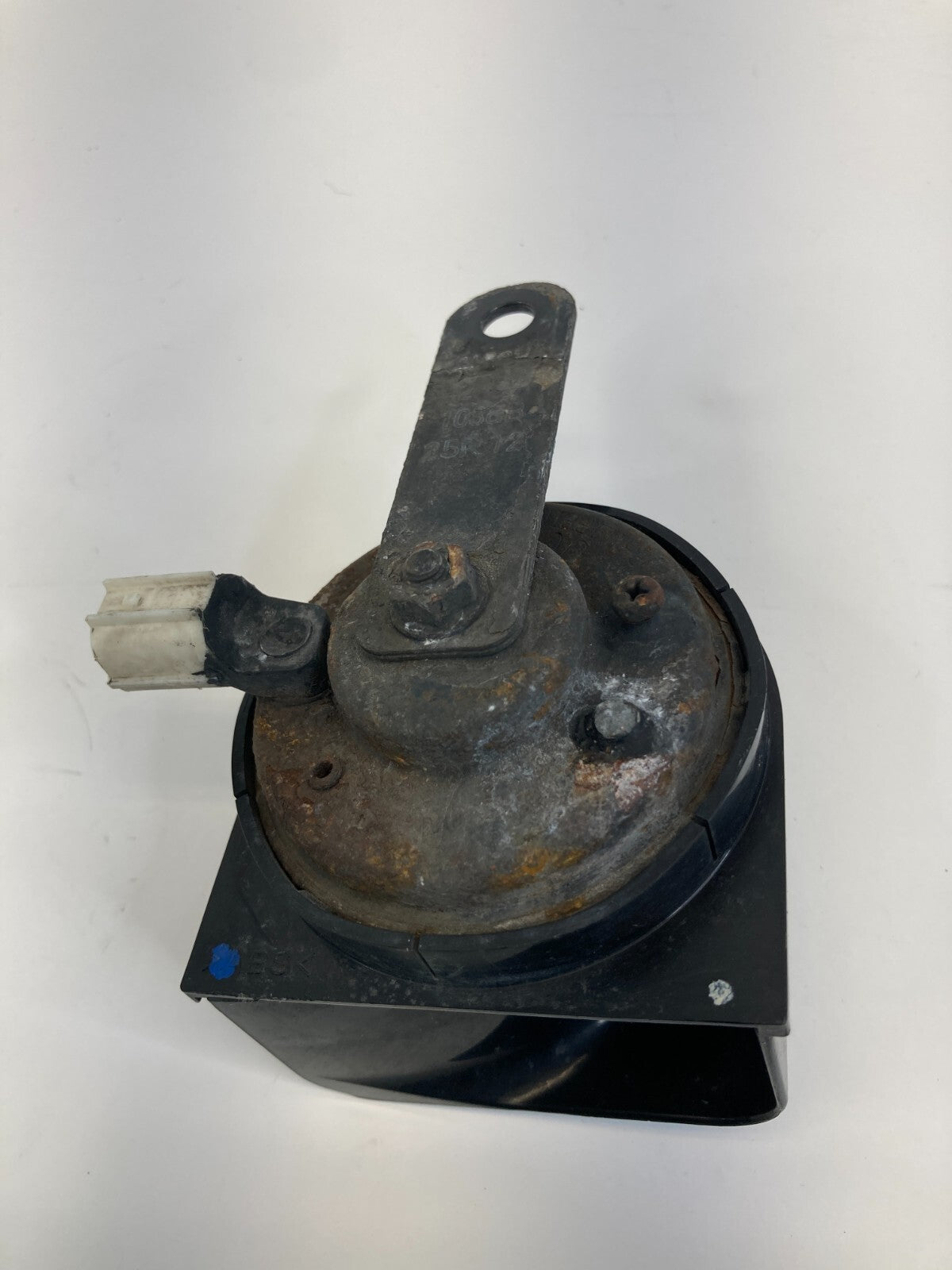 2011 2012 Honda Accord SEDAN High Tone Note Pitch Signal Horn E356943 OEM