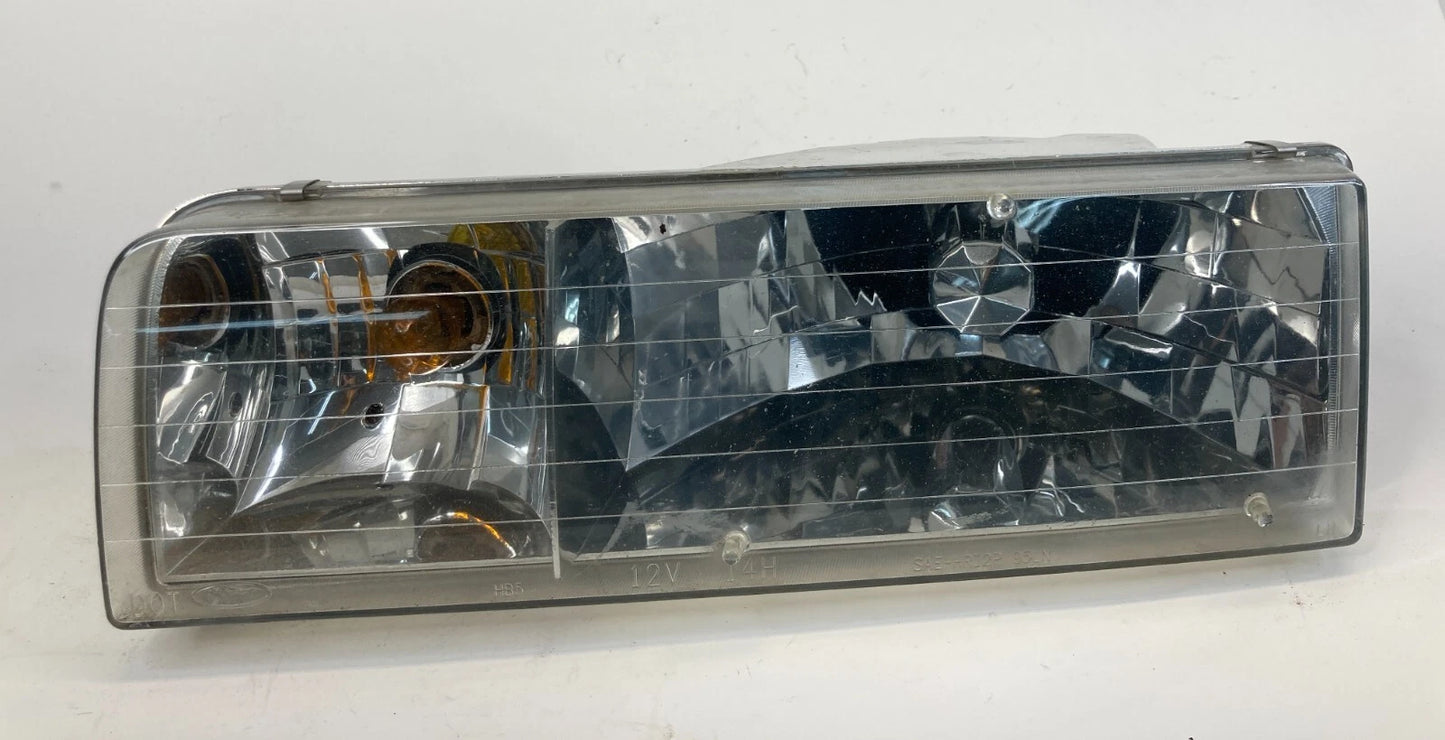1995 1996 1997 LINCOLN TOWN CAR FRONT LEFT DRIVER HEADLIGHT HEADLAMP OEM