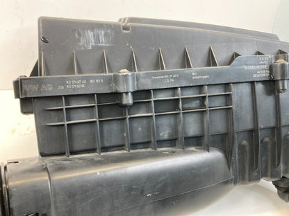 2009-2017 VW CC 2.0L L4 Air Intake Box Filter Cleaner Duct Assembly 1K0129607AG