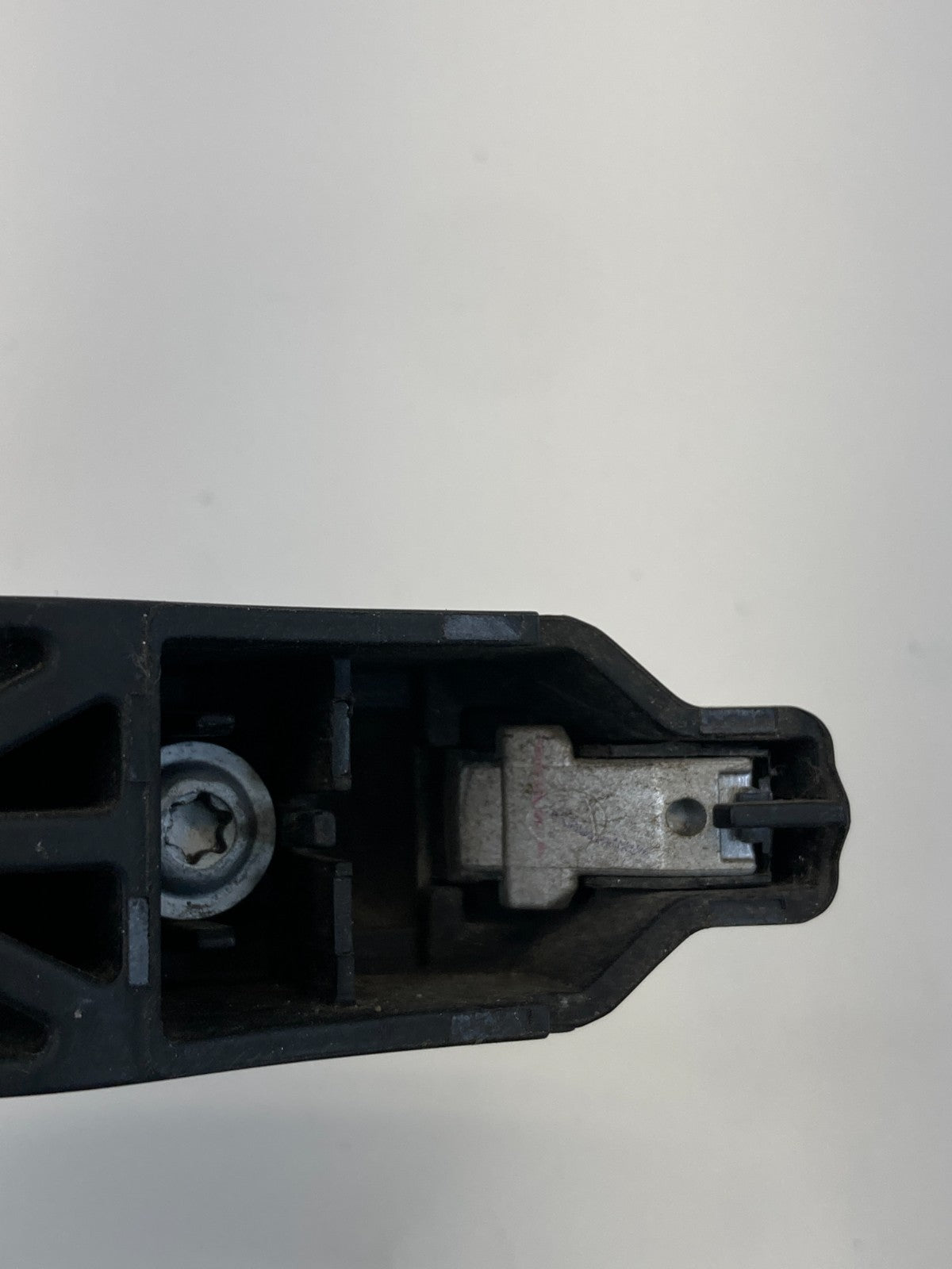 2004-2009 Toyota Prius Rear Left Side Exterior Door Handle Assembly OEM