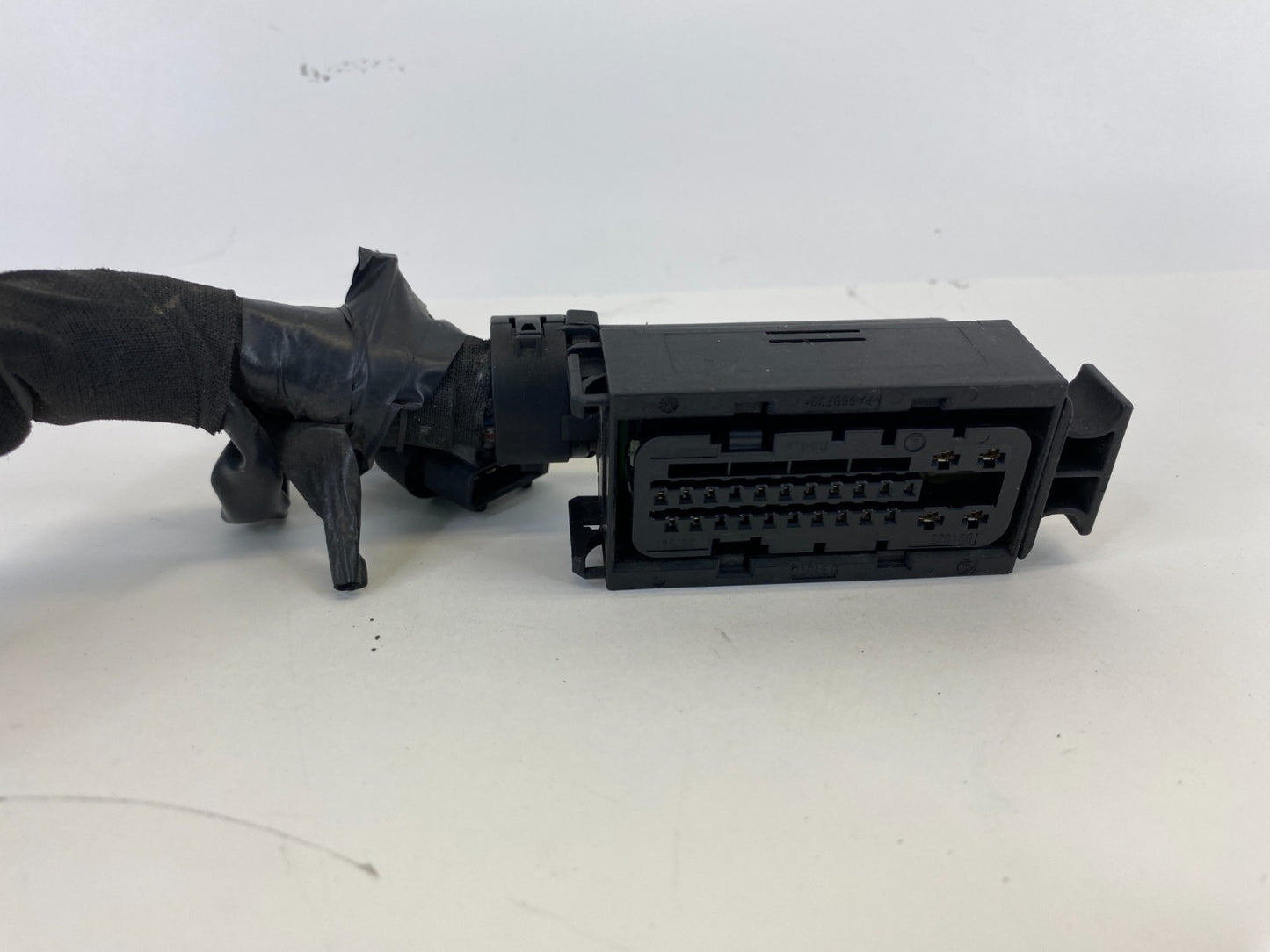 2003-2005 Saab 9-3 2.0L Turbo Anti Lock Brake ABS Pump Module Connector Plug OEM