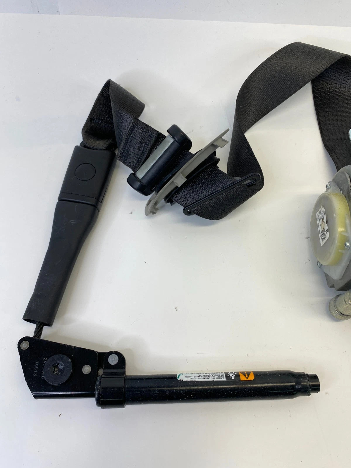 2013-2019 CADILLAC ATS FRONT RIGHT PASSENGER SEAT BELT RETRACTOR 23154528 OEM