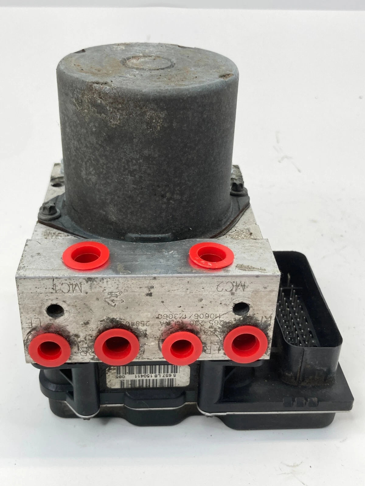 2009 2010 2011 Buick Enclave 3.6L AT ABS Pump Anti Lock Brake Module 265-950-868