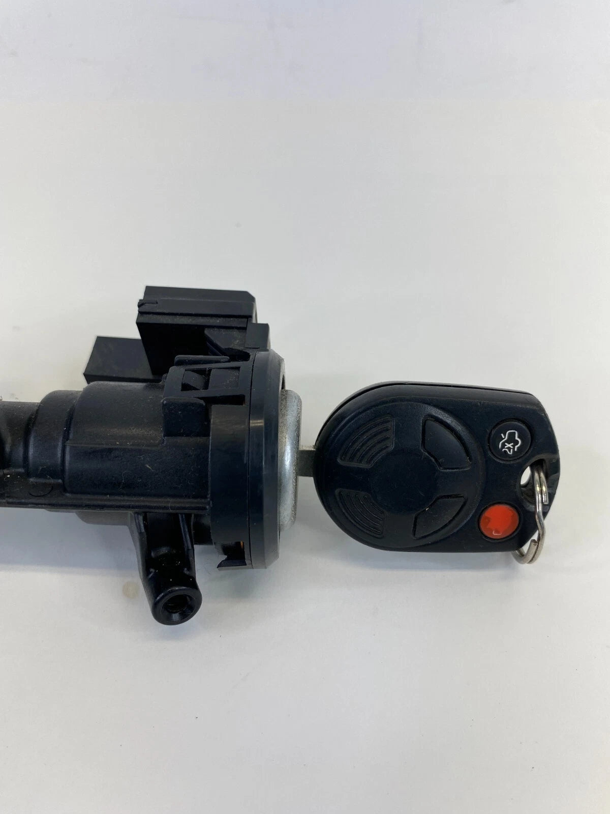 2013-2018 FORD FOCUS IGNITION SWITCH LOCK CYLINDER W/ KEY ASSEMBLY DG9C-3F642