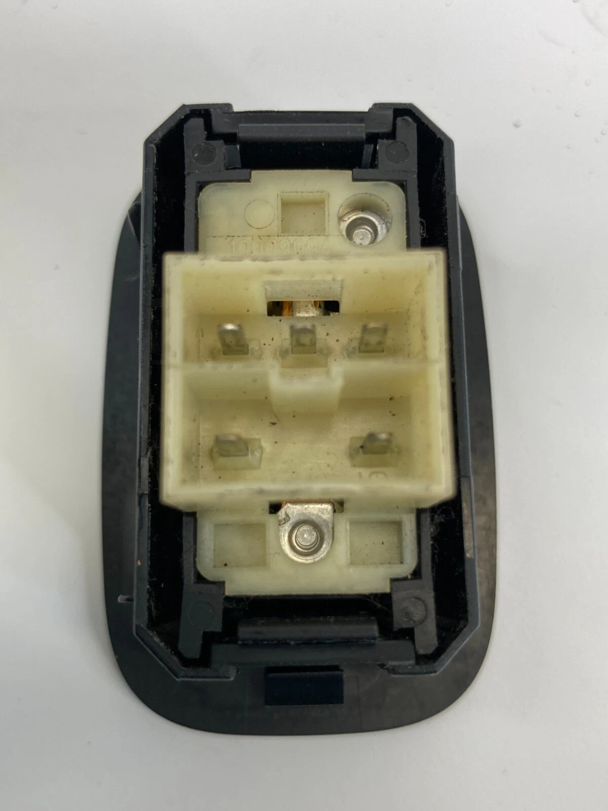 2009-2014 VOLKSWAGEN ROUTAN FRONT LEFT DOOR BUTTON SWITCH 1HX45DX9AE OEM