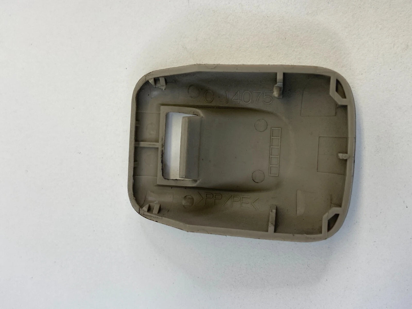 1998 99 00 01 2002 TOYOTA COROLLA REAR SEAT CHILD ANCHOR CLIP COVER TRIM OEM