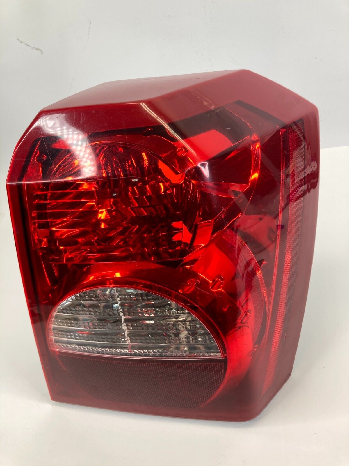 2008-2012 Dodge Caliber Right Passenger Tail Light Taillight Taillamp Lamp OEM