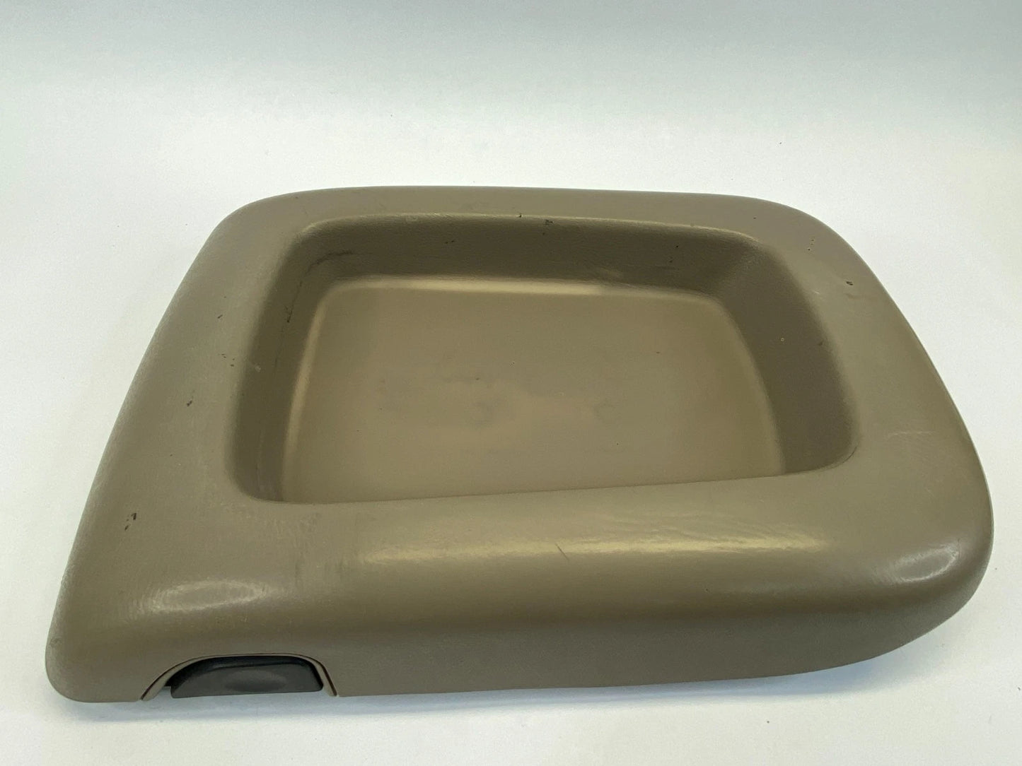 2003-2006 CHEVROLET TAHOE CENTER CONSOLE ARMREST LID COMPARTMENT OEM