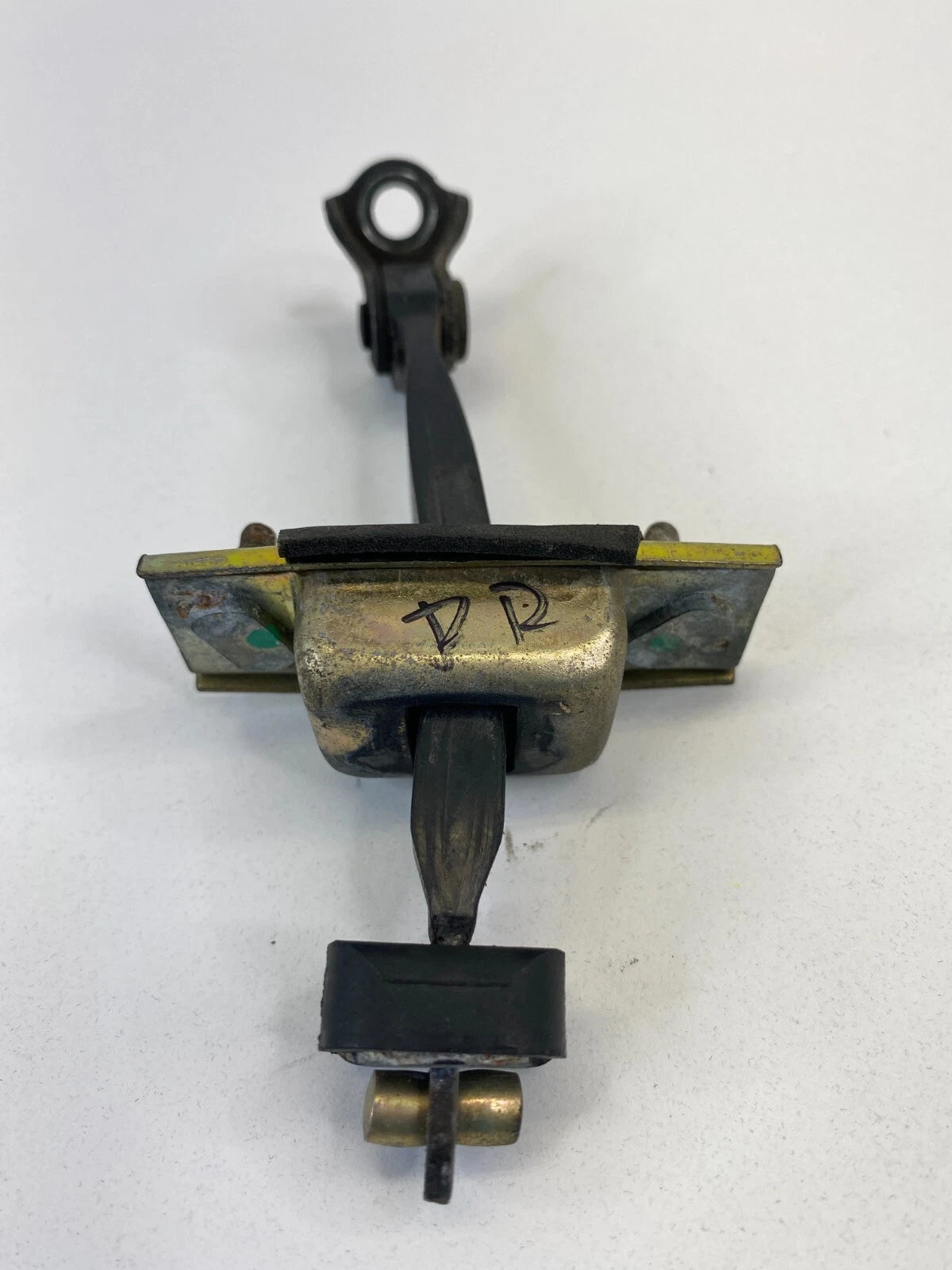 1997-2001 TOYOTA CAMRY SEDAN REAR RIGHT SIDE DOOR CHECK STOPPER HINGE DETENT OEM