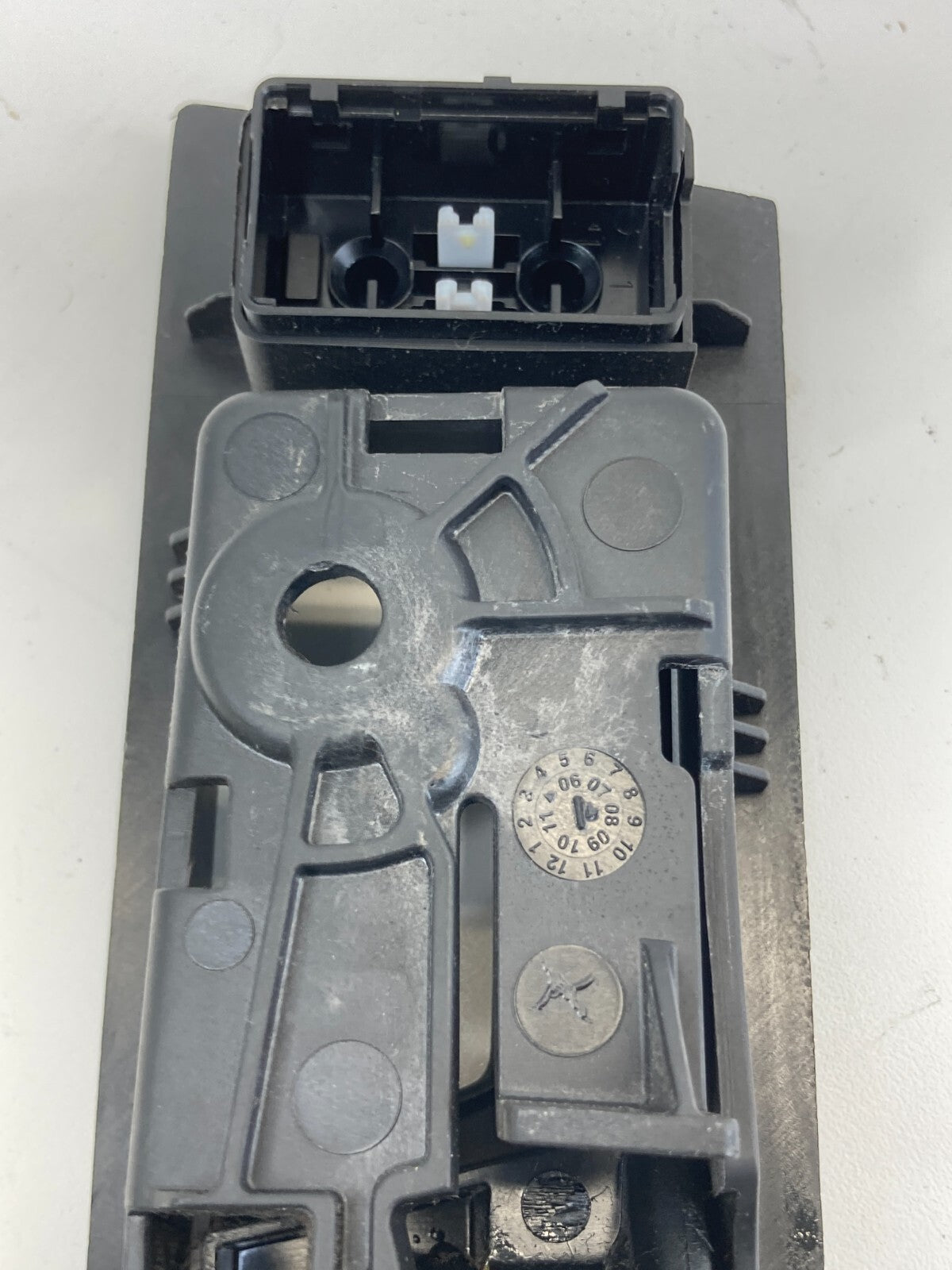 2008-2012 Ford Escape Front Right Side Interior Door Handle 8L84-7822600-A OEM