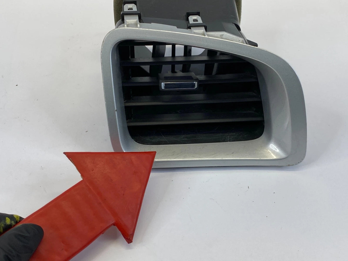 2010-2017 CHEVROLET EQUINOX RIGHT SIDE DASH AIR VENT OUTLET GRAY 20862308 OEM