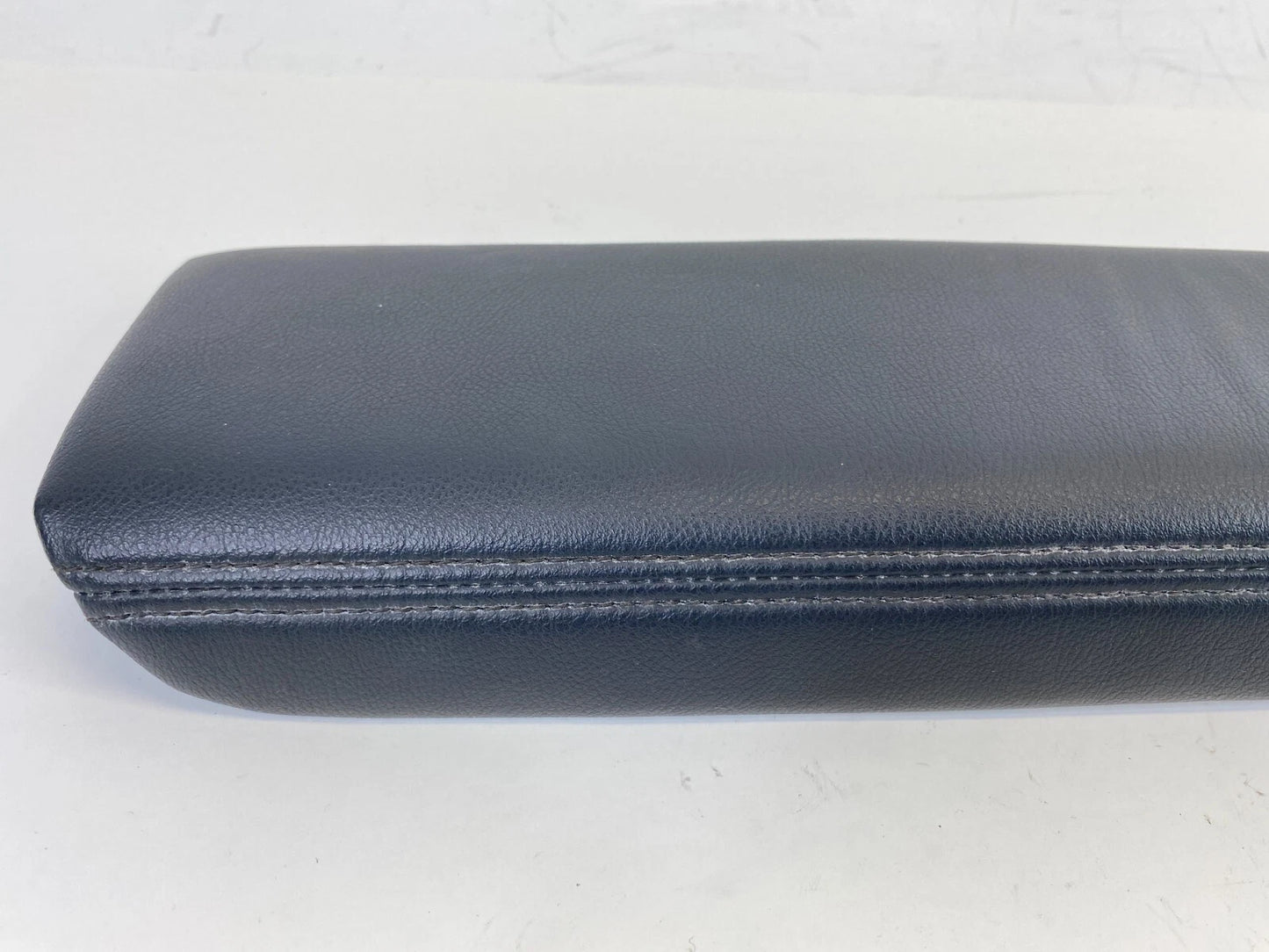 2007-2009 ACURA RDX FRONT RIGHT PASSENGER SIDE DOOR ARMREST PAD UNIT OEM