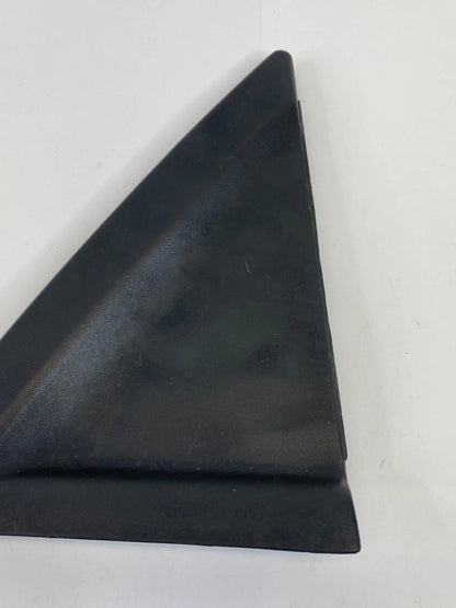04-09 KIA SPECTRA EXTERIOR REAR RIGHT BACK DOOR DELTA MOLDING COVER 83840-2F000