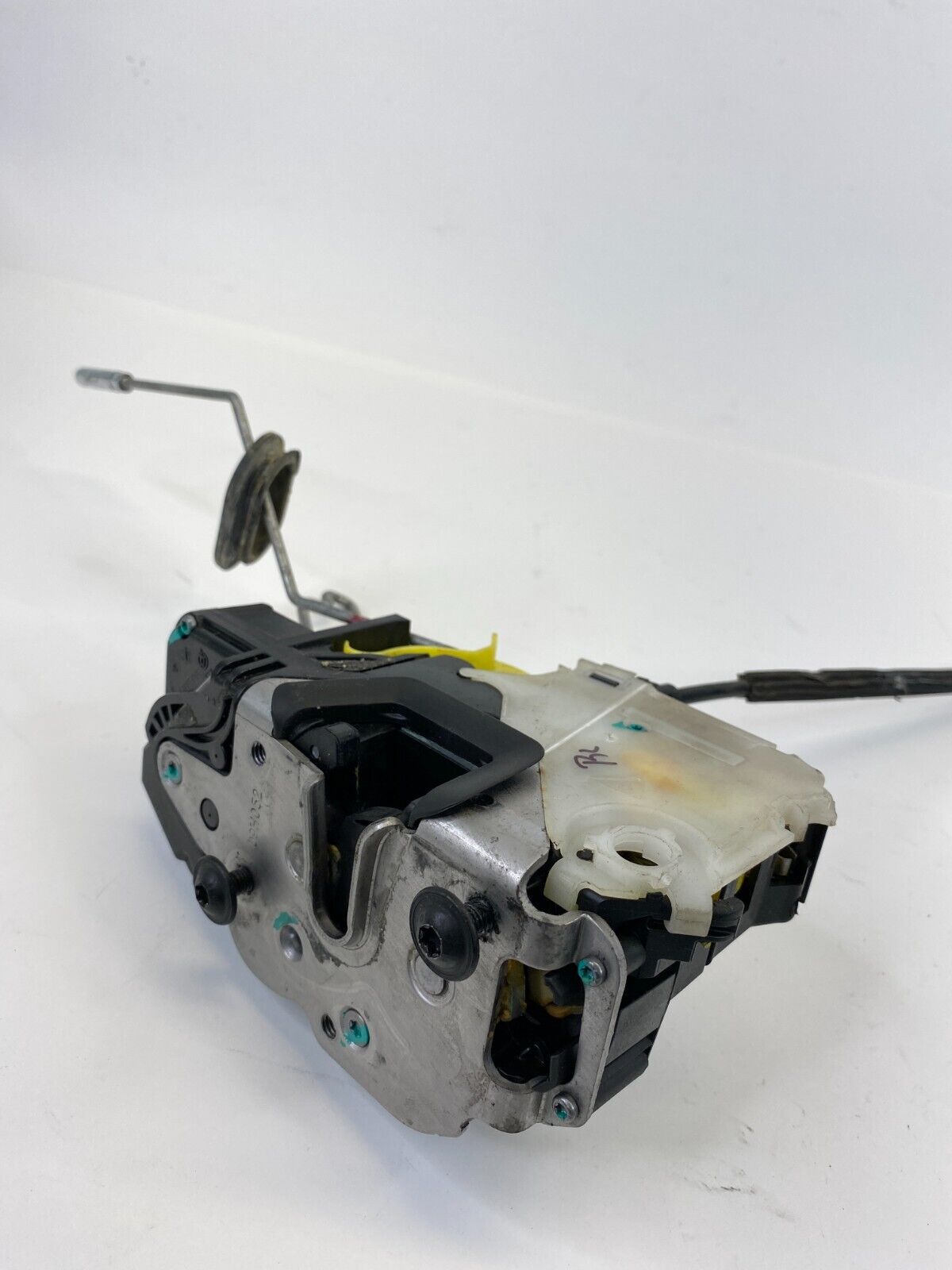 2010-2015 Chevrolet Equinox Rear Left Door Lock Latch Actuator Release 13503783