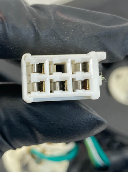 2002 2003 2004 Toyota Camry Rear Left Side Trunk Lid Tail Light OEM