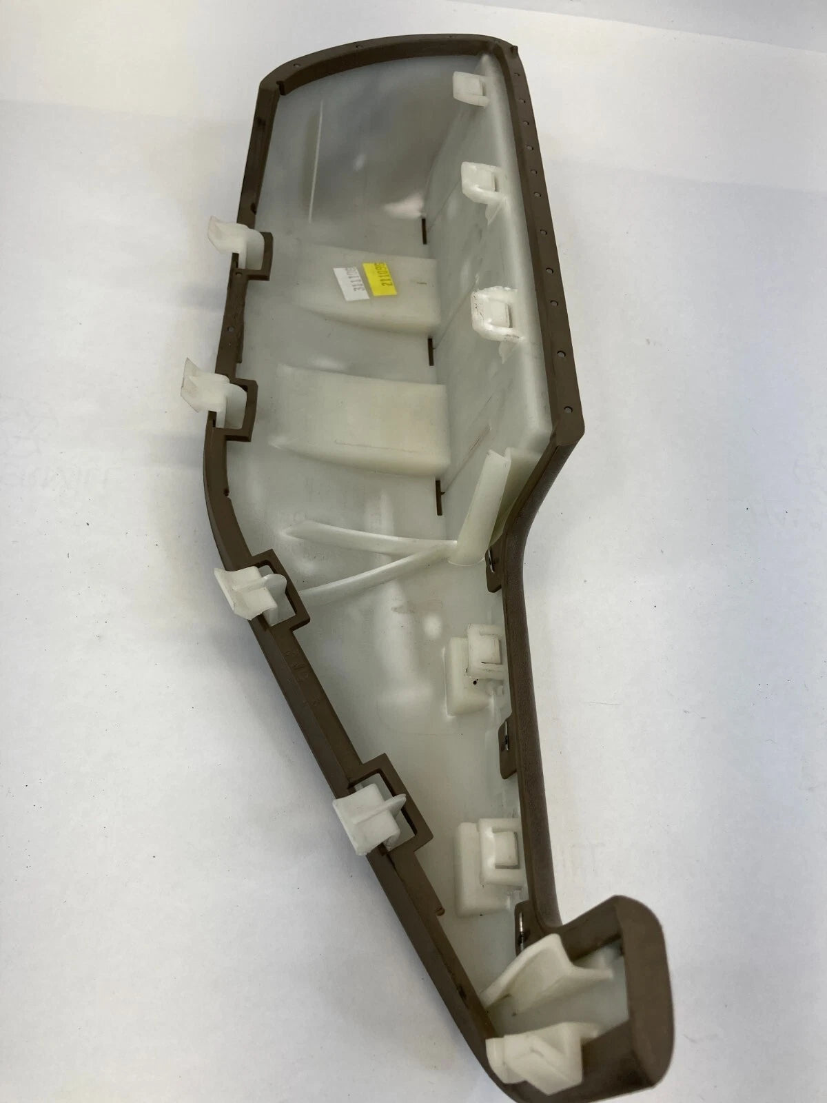 05-07 NISSAN PATHFINDER REAR RIGHT DOOR PULL ARMREST ARM REST PAD 82940-EA100