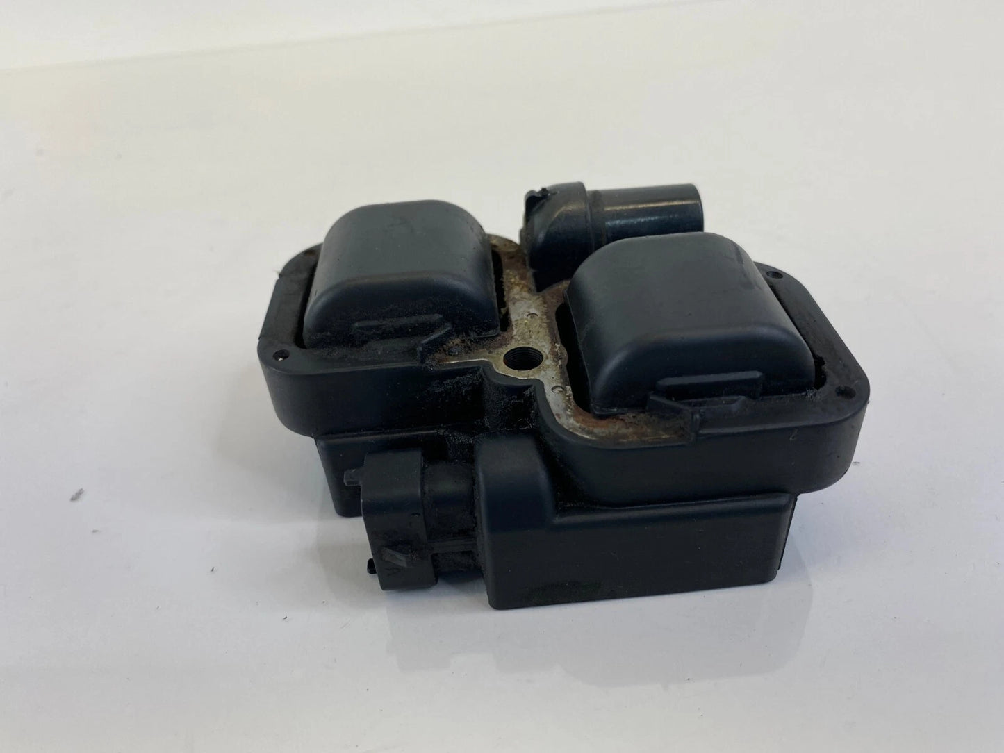 01 02 03 04 05 MERCEDES-BENZ C240 SEDAN 2.6L V6 A/T IGNITION COIL 0221503035