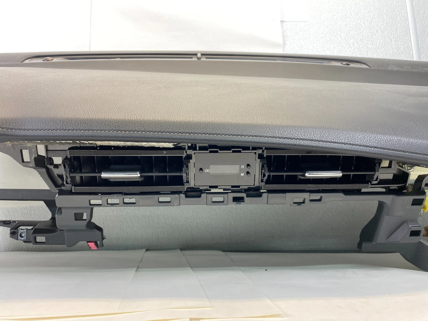 2017-2019 TOYOTA COROLLA SEDAN DASH DASHBOARD INSTRUMENT PANEL BLACK ASSY OEM