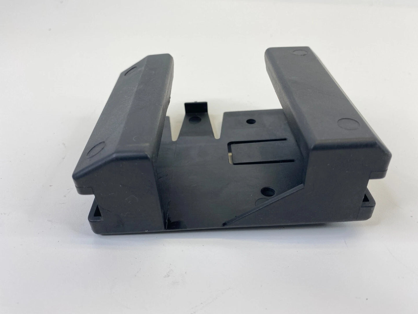 2004-2011 SAAB 9-3 2.0L TRANSMISSION CONTROL MODULE HOUSING COVER 24415483 OEM