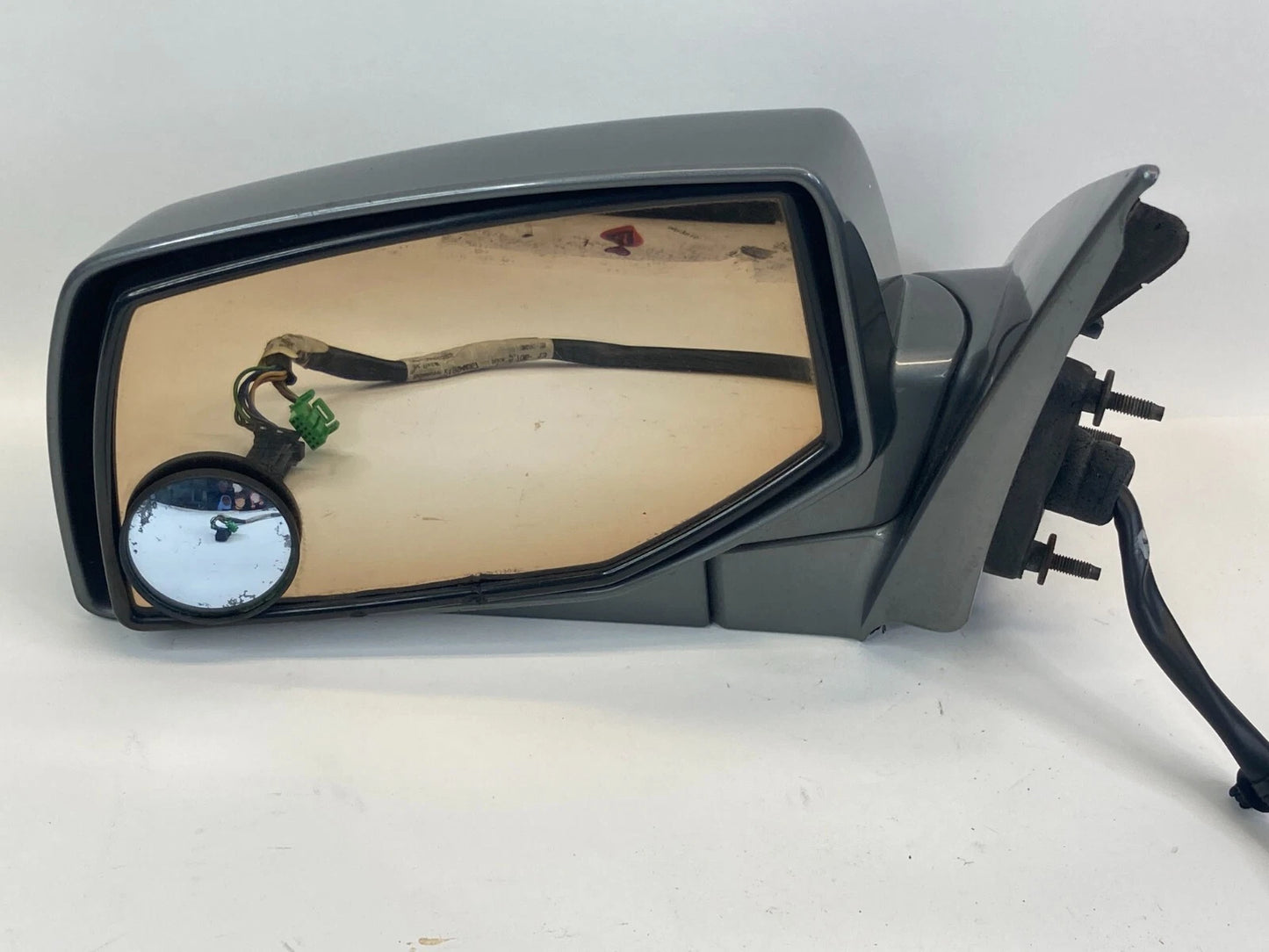 2004-2006 CADILLAC SRX LEFT DRIVER OUTER SIDE VIEW POWER MIRROR OEM E1010793
