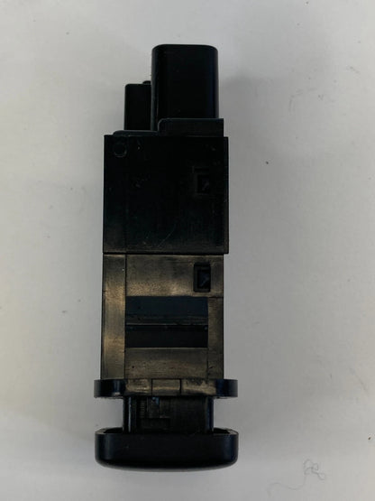 2006-2008 LEXUS RX400H FUEL TANK GAS DOOR LID RELEASE CONTROL SWITCH 15A492