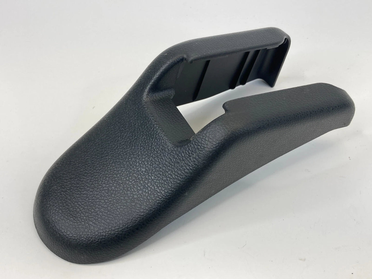 2009-2013 HONDA FIT FRONT SEAT REAR RIGHT INNER TRACK COVER TRIM ASSEMBLY OEM