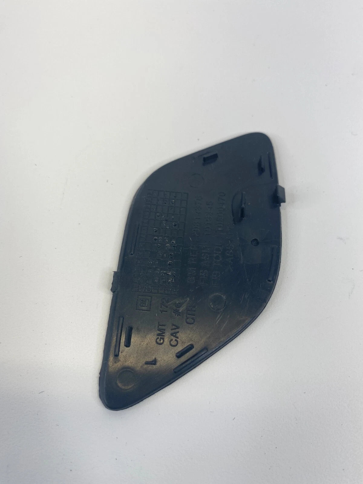10-17 CHEVROLET EQUINOX LEFT SIDE INNER DOOR HANDLE BEZEL BOLT COVER 20814376