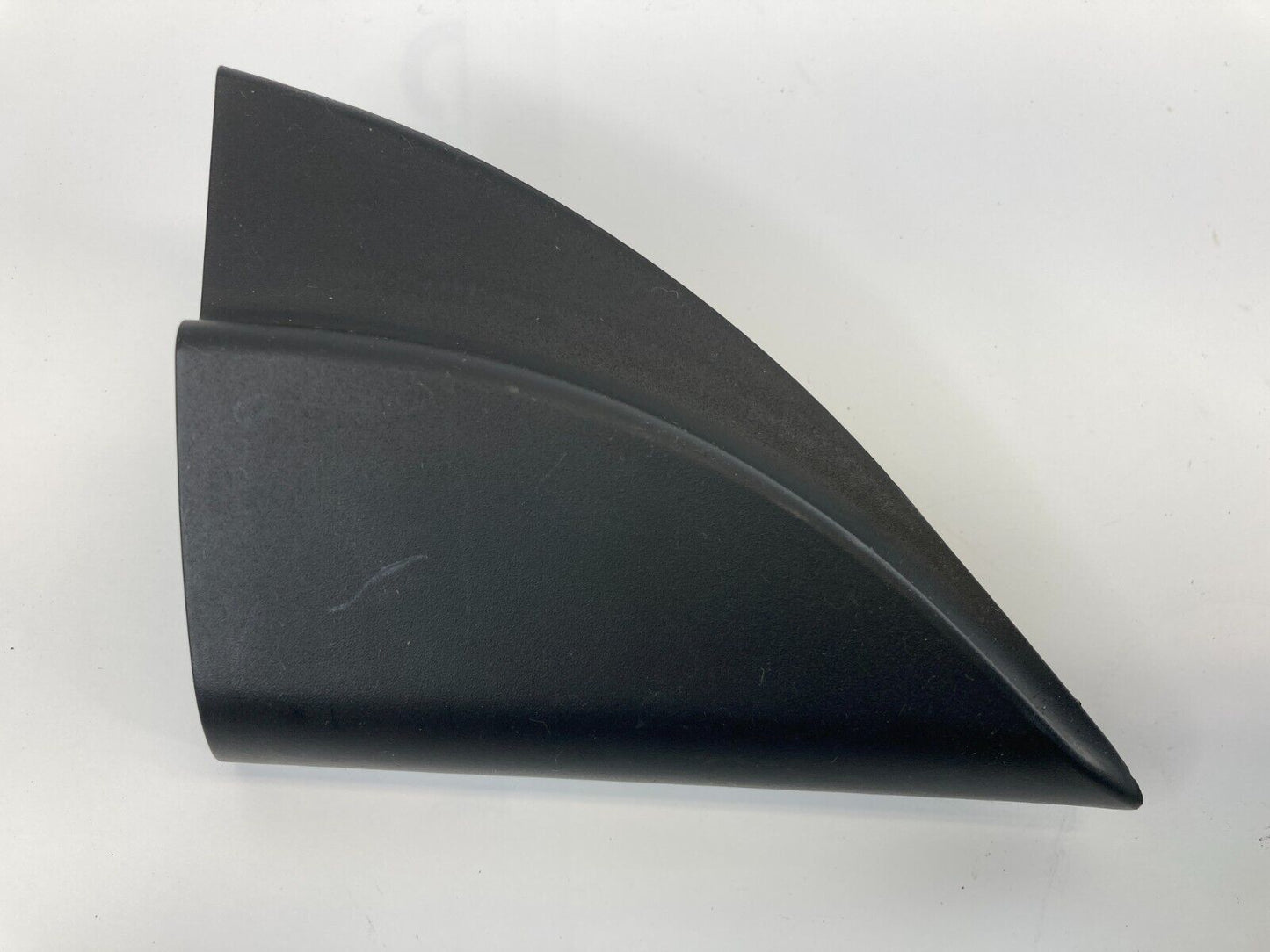 2011-2013 Hyundai Elantra Inner Front Right Side Door Mirror Corner 87660-3X010