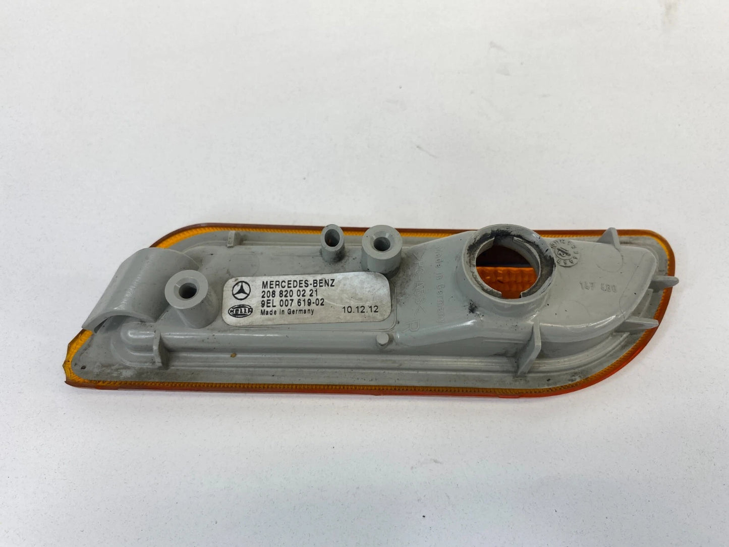 1999-2003 MERCEDES-BENZ CLK430 FRONT RIGHT SIDE MARKER LIGHT LAMP 2088200221