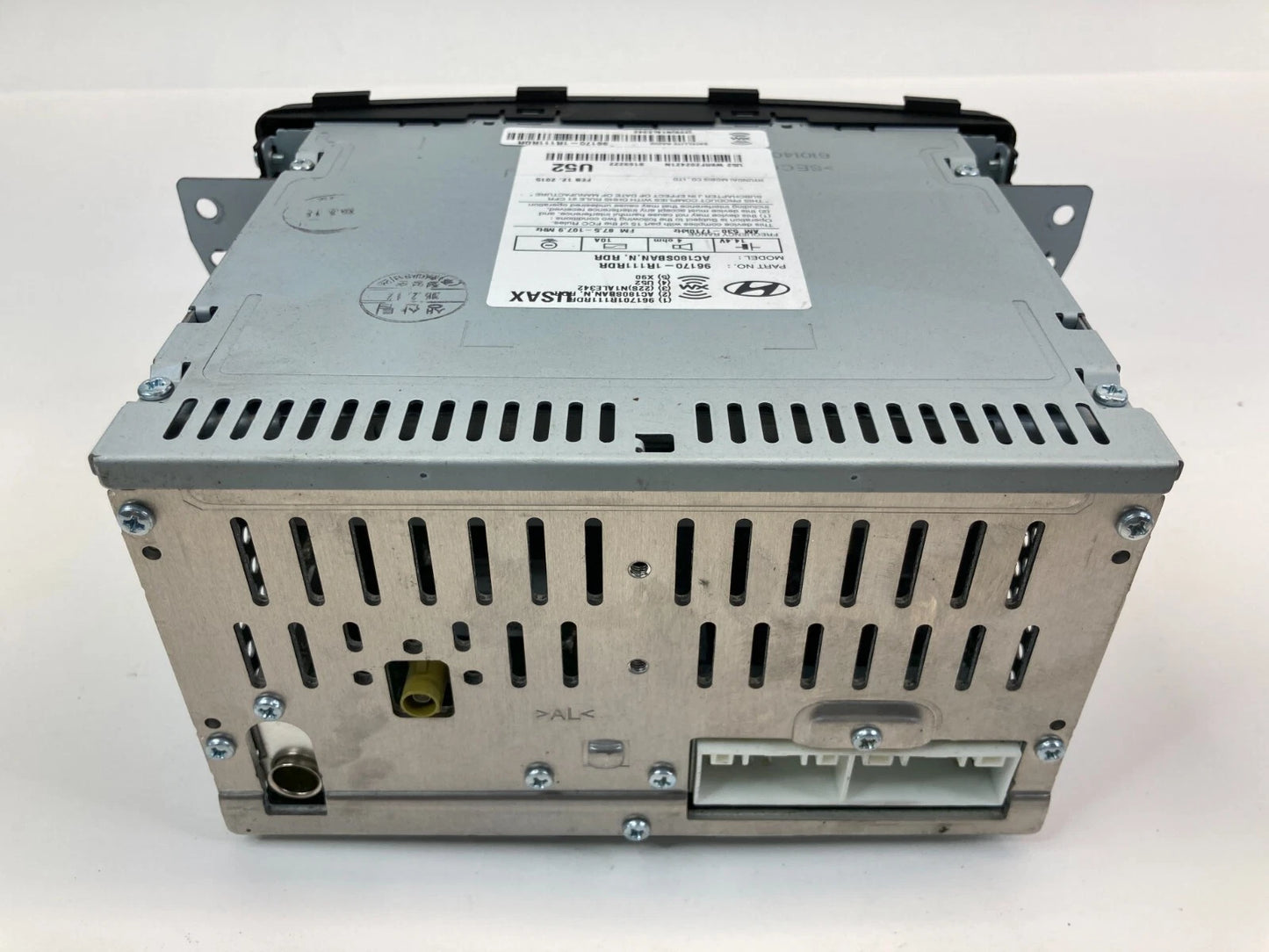 2015-2017 HYUNDAI ACCENT AM-FM RADIO SINGLE CD PLAYER W/ MP3 96170-1R111 OEM