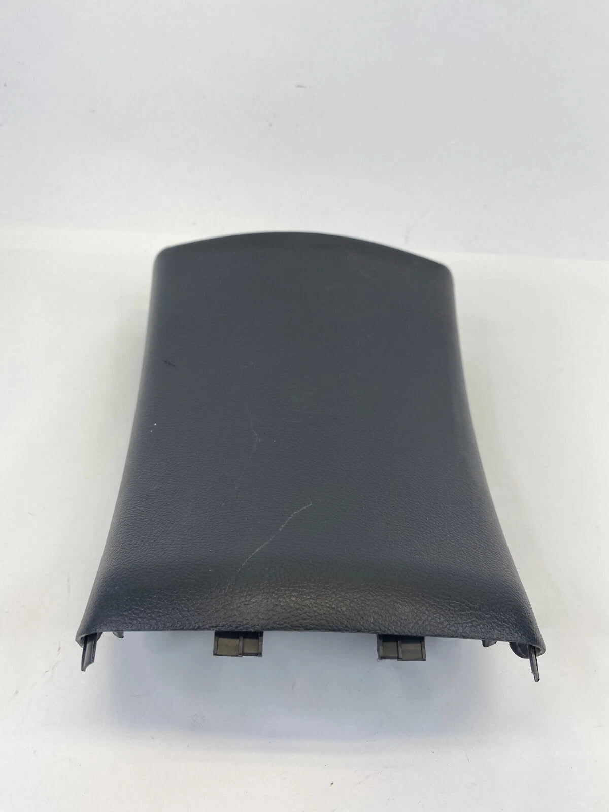 2010-2013 KIA FORTE SEDAN REAR CENTER CONSOLE LID CAP TRIM COVER 84680-1M100 OEM