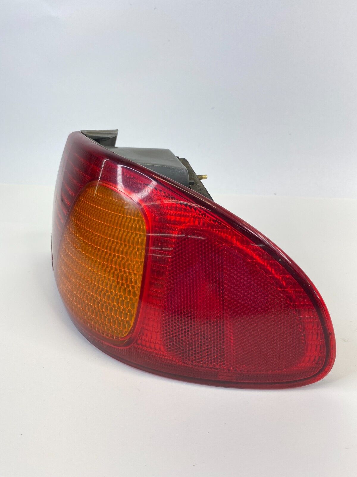 98-02 Toyota Corolla Sedan Right Passenger Outer Tail Light Lamp Taillight OEM